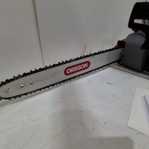 OREGON SELF-SHARPENING CORDED CHAINSAW - 18" BLADE 15AMP - GREY (MODEL: CS1500-091) image 4