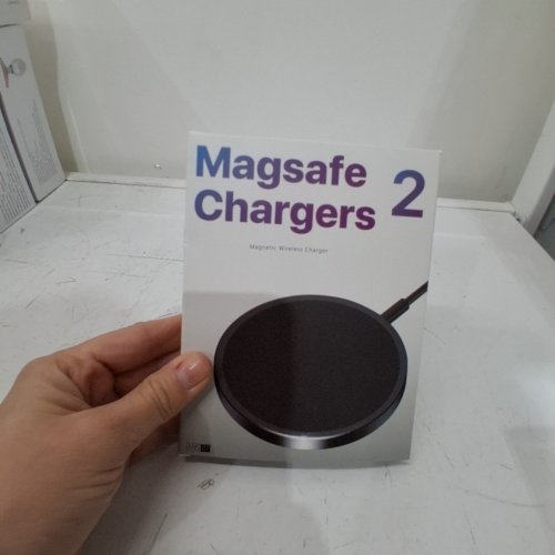 2PK MAGNETIC WIRELESS CHARGER - COMPATIBLE WITH IPHONE AND AIRPODS MODELS - 15W - BLACK image 3