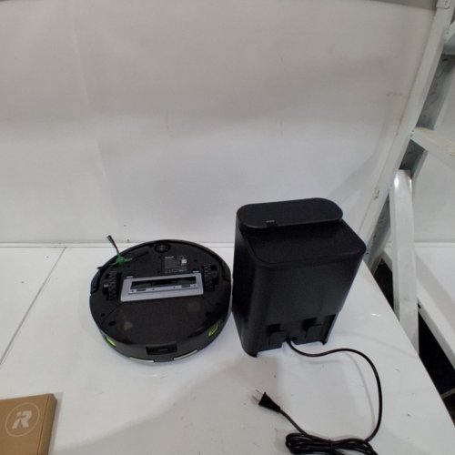 IROBOT ROOMBA 105 ROBOT VACUUM & MOP COMBO - STRONG POWER-LIFTING SUCTION, VACUUMS ALL FLOORS, MOPS HARD FLOORS, LIDAR SMART NAVIGATION MAPPING - BLACK (MODEL: Y354020) image 10
