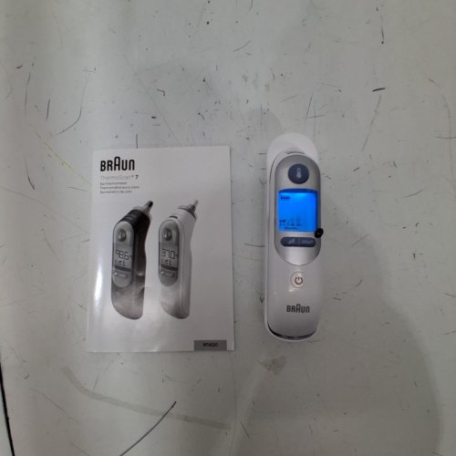 BRAUN THERMOSCAN 7 EAR THERMOMETER WITH AGE PRECISION FOR INFANTS, CHILDREN AND ADULTS (MODEL:IRT6520CA) image 3