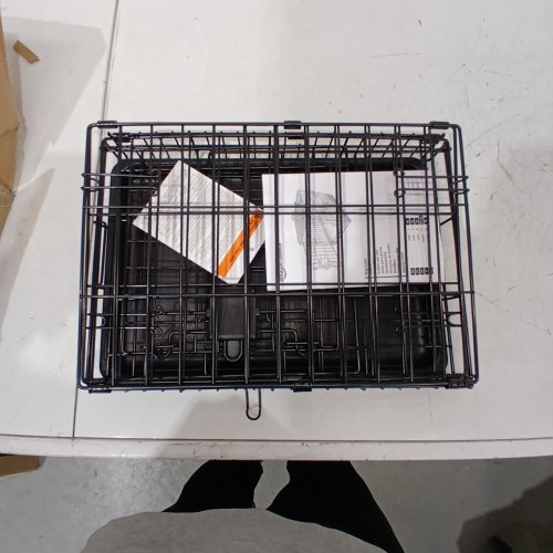 AMAZON BASICS SINGLE DOOR FOLDABLE METAL WIRE DOG CRATE WITH TRAY - 18" X 12.4" X 15" - BLACK image 2