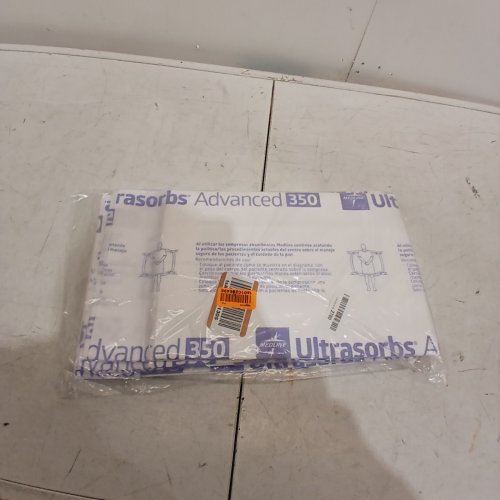 5PK MEDLINE ULTRASORBS ADVANCED PREMIUM DISPOSABLE UNDERPADS WITH SLIP RESIST TECHNOLOGY - 30" X 36" - WHITE (MODEL: MSC383500) image 2