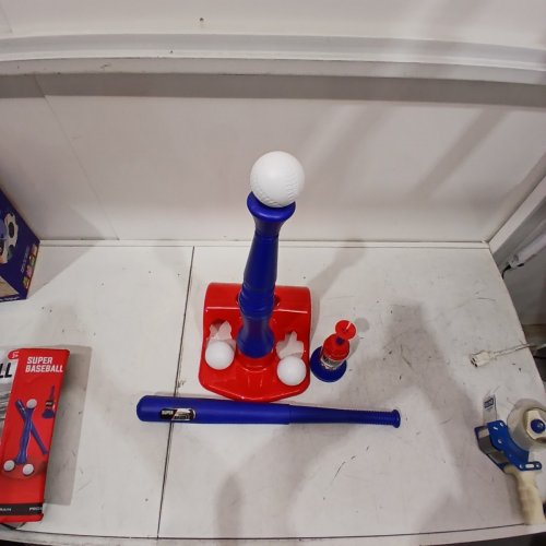 2-IN-1 SUPER BASEBALL TRAINING SET WITH 3 BALLS - TEEBALL AND AUTOMATIC BALL LAUNCHER - 22" BAT - RED AND BLUE image 5