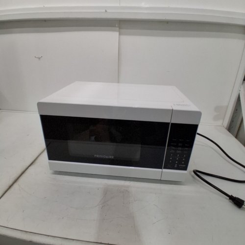 FRIGIDAIRE 900W POWERFUL COUNTERTOP MICROWAVE - 0.9 CU. FT. - WHITE (MODEL: EMW953-B-WHITE) image 3