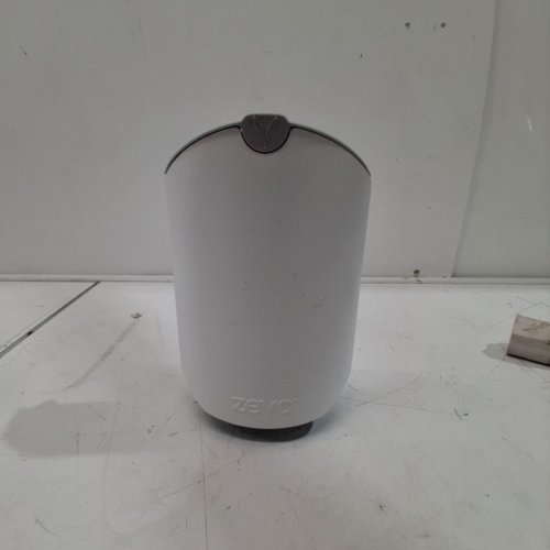 ZEVO PLUG-IN FLYING INSECT TRAP - WHITE image 3