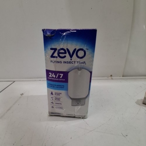 ZEVO PLUG-IN FLYING INSECT TRAP - WHITE image 4