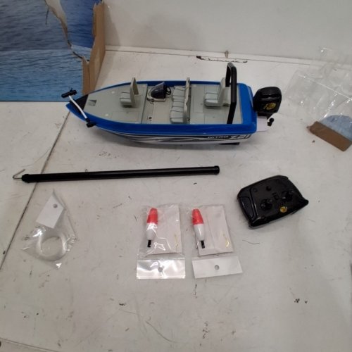 BASS PRO SHOPS NITRO Z21 RC FISHING BOAT TOY - BLUE (MODEL: B1390) image 3