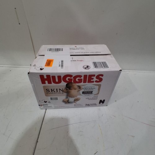 76PK HUGGIES SKIN ESSENTIALS DERMATOLOGIST APPROVED DIAPERS - SIZE NEWBORN (UP TO 10LBS) image 2