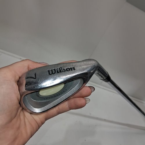 WILSON MATRIX OVERSIZE - 32° TO 35° - 7-IRON - RIGHT HANDED - SILVER image 2