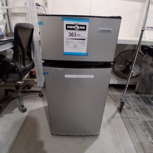 FRIGIDAIRE STAINLESS STEEL 2 DOOR FRIDGE/FREEZER - 4.5 CU FT. - SILVER/BLACK (MODEL: EFR463-B) image 2