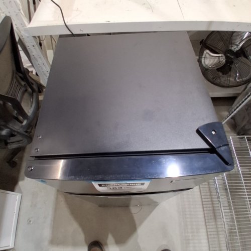 FRIGIDAIRE STAINLESS STEEL 2 DOOR FRIDGE/FREEZER - 4.5 CU FT. - SILVER/BLACK (MODEL: EFR463-B) image 9