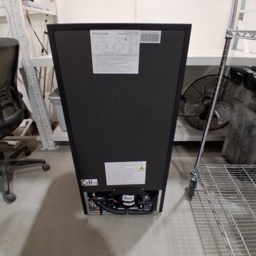 FRIGIDAIRE STAINLESS STEEL 2 DOOR FRIDGE/FREEZER - 4.5 CU FT. - SILVER/BLACK (MODEL: EFR463-B) image 12