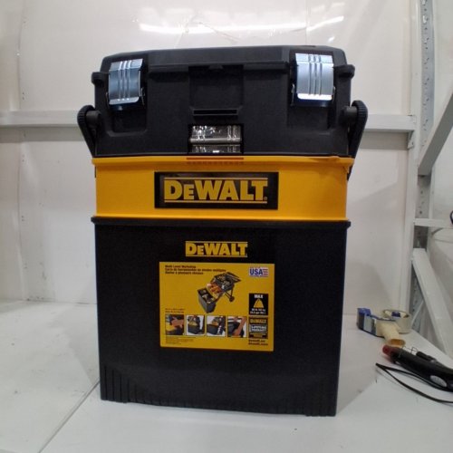 DEWALT MULTI-LEVEL MOBILE STORAGE image 2