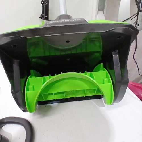 GREENWORKS PRO CORDED ELECTRIC SNOW SHOVEL - 8AMP - 12" - GREEN (MODEL: GBSS08000/2600802) image 4