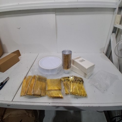 325PC HIMIYO LACE DESIGN PLASTIC DINNERWARE SET FOR EVENTS -7.3"/9OZ- GOLD/WHITE 9MODEL: 700-LK-GOLD) image 3