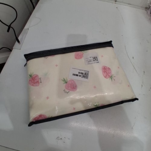 3PC DUVET COVER AND 2 PILLOWS - TWIN - STRAWBERRY PRINT BLANKET - CREAM / PINK image 3