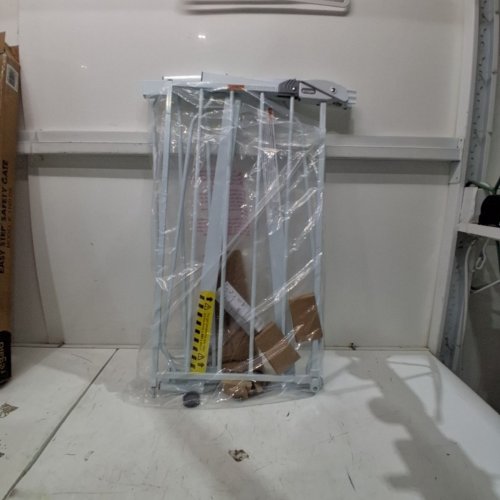 REGALO EASY STEP SAFETY GATE - 29"- 38.5" - WHITE (MODEL: 1160-DS) image 2