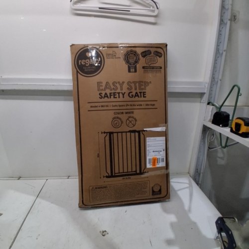 REGALO EASY STEP SAFETY GATE - 29"- 38.5" - WHITE (MODEL: 1160-DS) image 3