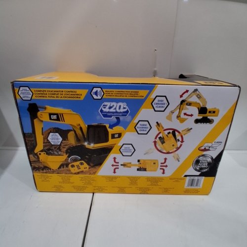 CAT MASSIVE MOVER REMOTE CONTROL RC STEEL EXCAVATOR - BLACK/YELLOW (MODEL: 1851476) image 3