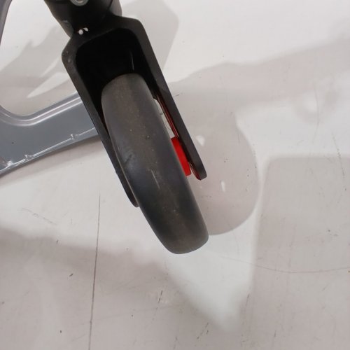 VEVOR FOLDING ALUMINUM HAND TRUCK - 309 LBS LOAD CAPACITY - RED/BLACK (MODEL: GZS120AT) image 3