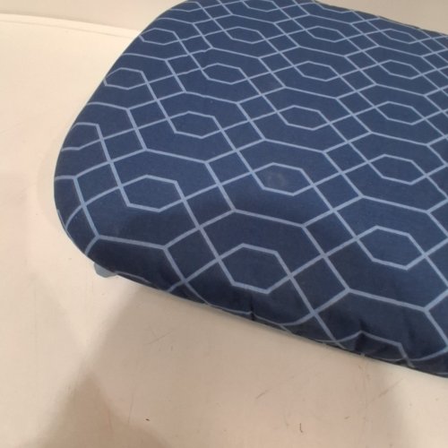 FOLDABLE TABLETOP IRONING BOARD - 32.3" X 12.2" - NAVY BLUE image 4