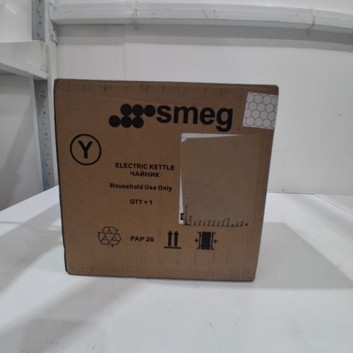 SMEG HONEYCOMB ELECTRIC KETTLE - 120 V, 1500W - WHITE image 7