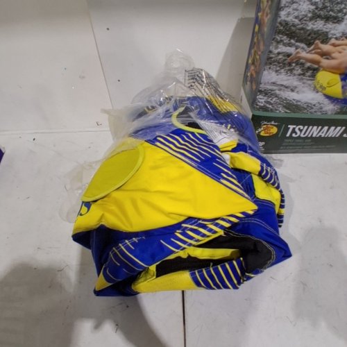 BPS TSUNAMI 3 TOWABLE TUBE - 3-PERSON - 510LBS MAX - BLUE/YELLOW image 3