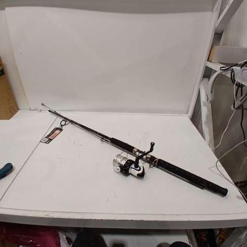 BERKLEY SPINNING FISHING ROD AND REEL - BLACK AND SILVER (MODEL: BSFUS702MH) image 3