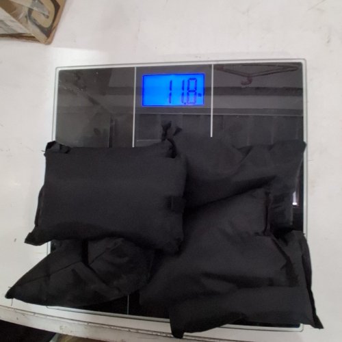 LIVEET ADJUSTABLE WEIGHTED VEST/ 6 IRONSAND BAGS - 20-32LBS - BLACK - (MODEL: FWV-LB32-BK) image 2