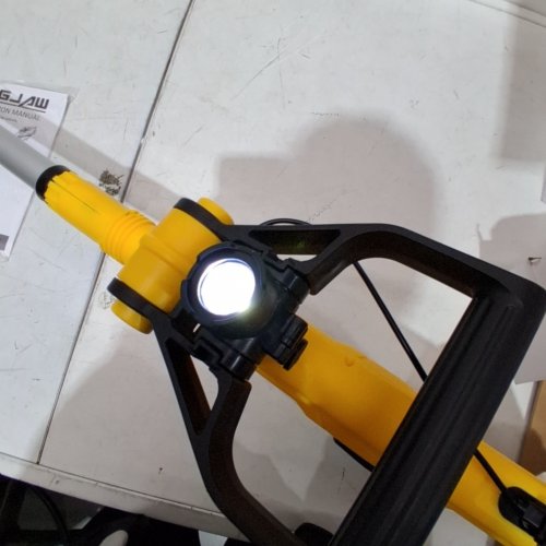 ZEGJAW CORDLESS ELECTRIC SNOW SHOVEL WITH 20 V BATTERY - 12" - YELLOW (MODEL: ASYSN1130020) image 2