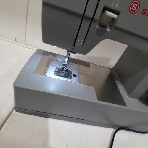 SINGER HEAVY DUTY SEWING MACHINE WITH EXTENSION TABLE & ACCESSORY KIT - STRONG MOTOR WITH ENHANCED PIERCING POWER, 110 STITCH APPLICATIONS, FULL METAL FRAME, 1-STEP BUTTONHOLE & LED LIGHT - GREY (MODEL: HD6380M) image 2