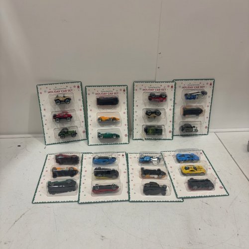 8 (3PK) ASSORTED HOLIDAY TOY CAR SETS (24 CARS TOTAL) image 3