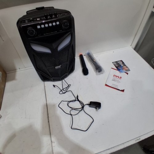 PYLE PORTABLE BLUETOOTH PA SPEAKER SYSTEM - 10" WOOFER OUTDOOR BT SPEAKER WITH 2 WIRELESS MICROPHONES AND COLOURED LIGHTS - FM RADIO, BLUETOOTH, USB/SD CARD READER (MODEL: PPHP101WMB) image 3