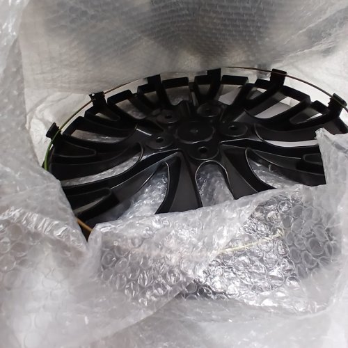 3PK HUBCAPS WHEEL COVERS FOR VARIOUS MODELS - 16" - BLACK/GLOSS (MODEL: T-R16-20) image 4