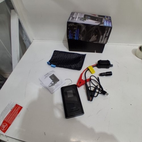 TYPES P10 PORTABLE JUMP STARTER WITH POWERGUIDE ASSISTANCE & FLASHLIGHT (MODEL:3510120) image 3