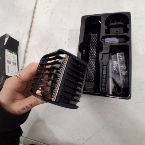 SEJOY CORDLESS HAIR CLIPPER WITH ACCESSORIES - BLACK (STYLE: SHARP 3S) image 4