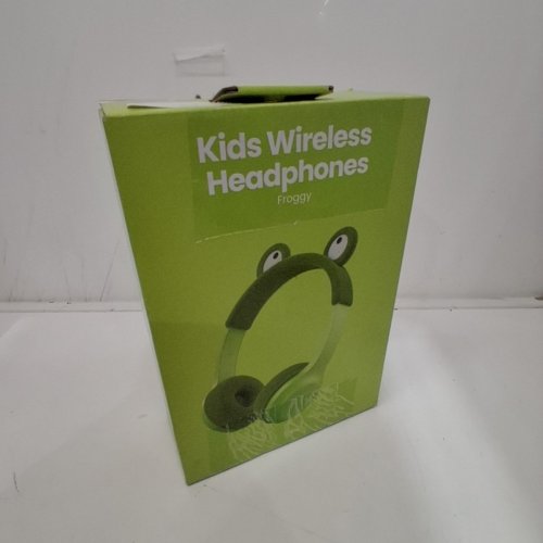 KIDS GEMS BLUETOOTH WIRELESS HEADPHONES - 85DB VOLUME LIMIT - GREEN FROGGY image 2