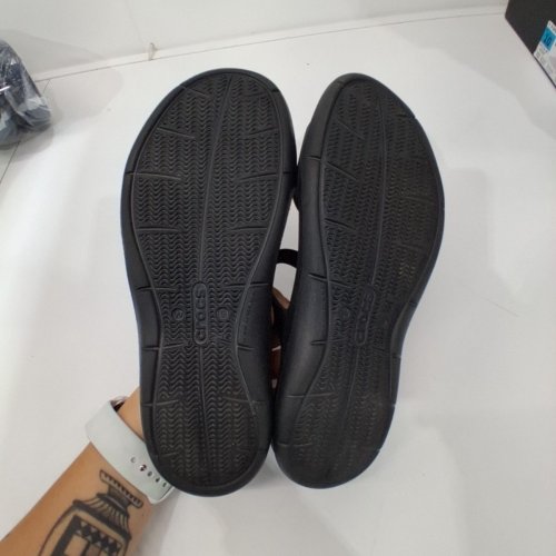 WOMEN'S CROCS SWIFTWATER SANDALS - SIZE 9 - BLACK image 3