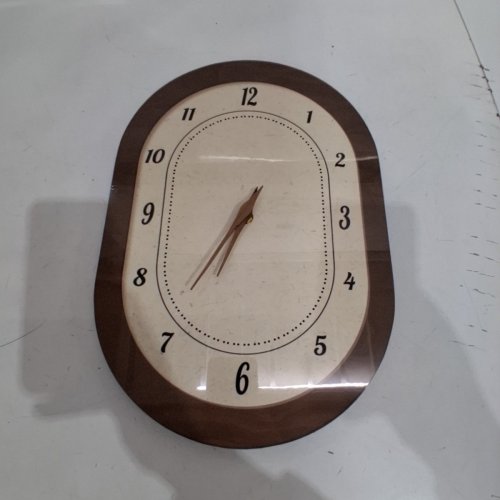 VINTAGE OVAL WOODEN WALL CLOCK - 14" - BROWN CREAM image 3