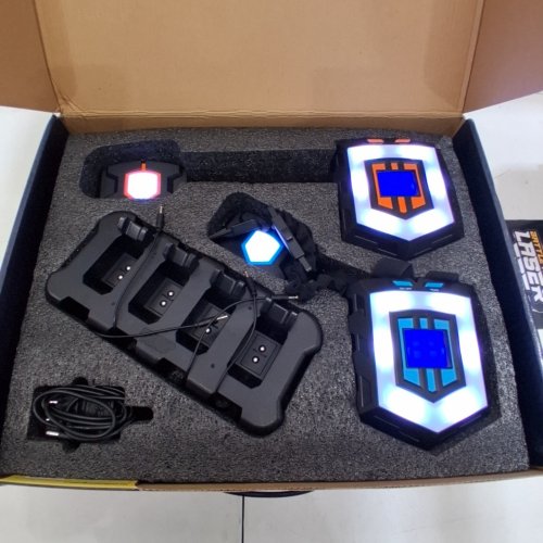 4PK SQUAD HERO BATTLE ACTION LASER TAG WITH CHARGING STATION - UP TO 4 PLAYERS image 2