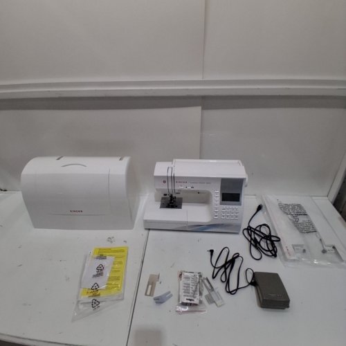 SINGER 9960 QUANTUM STYLIST 600-STITCH COMPUTERIZED SEWING MACHINE (MODEL: 9960) image 4