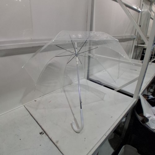 AMAZON BASICS UMBRELLA - 35" - CLEAR image 2