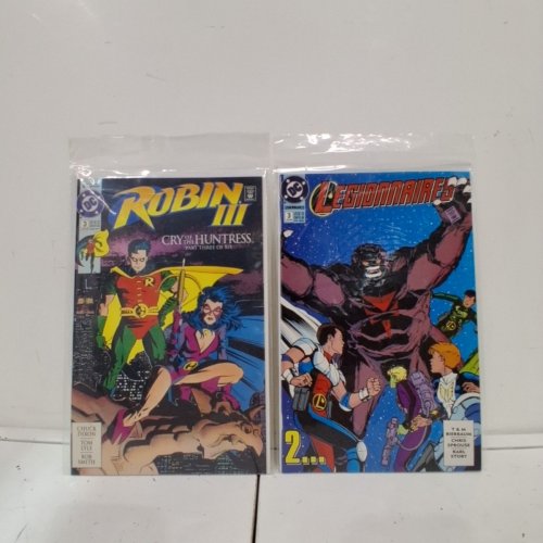 4 ASSTD DC COMIC BOOKS - LEGIONNARIRES #3, ROBIN III #3, BATMAN VS. PREDATOR #2 OF 3, HAWKWORLS #23 - VARIOUS AUTHORS image 4