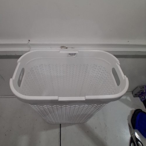 MIND READER 40L SLIM LAUNDRY HAMPER WITH LID - 40L - WHITE (MODEL: ‎‎40HAMP-WHT) image 3