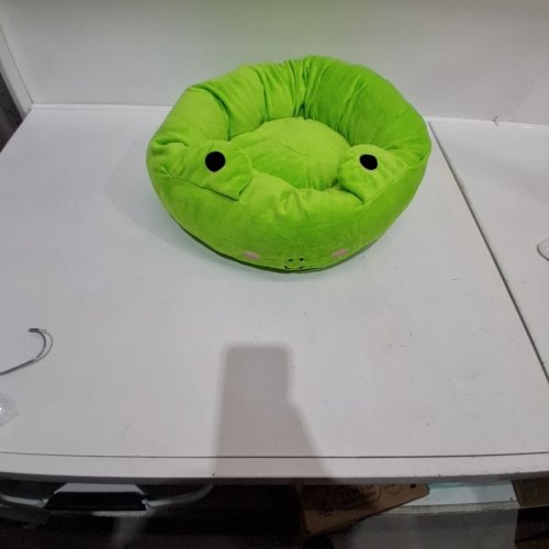 FROG-SHAPED PET BED - 13" - GREEN image 3