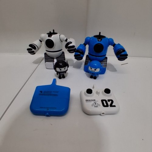 SHARPER IMAGE MECHA RIVALS JIB VS. JAB RC ROBOTS - BLUE AND WHITE image 3