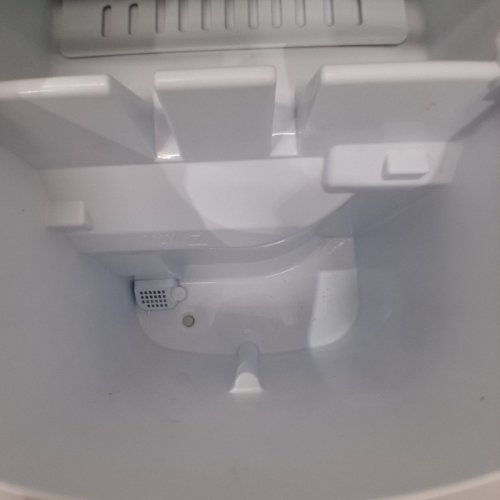 EUHOMY COUNTERTOP ICE MAKER MACHINE WITH HANDLE, BASKET AND SCOOP - MAKES 26LBS PER DAY - BLACK (MODEL: IM-06H/IM001-BGE-CAEH) image 4