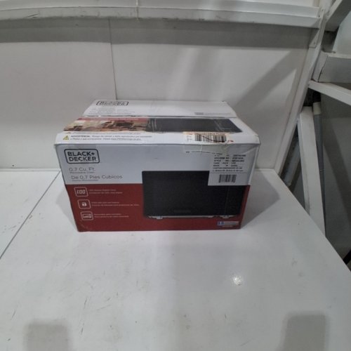 BLACK+DECKER COMPACT DIGITAL MICROWAVE OVEN - 0.7CU.FT - BLACK (MODEL#: EM720C2RD) image 5