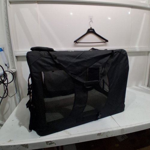 FEANDREA COLLAPSIBLE PORTABLE SOFT PET CARRIER BAG WITH STORAGE POCKETS- EXTRA LARGE/32" X 23" - BLACK (MODEL: PDC80H/UPDC80H) image 6