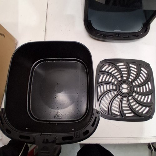 CHEFMAN AIR FRYER - 8 QT - 1700W - STAINLESS STEEL (MODEL: RJ38-SS-8T-AM) image 3